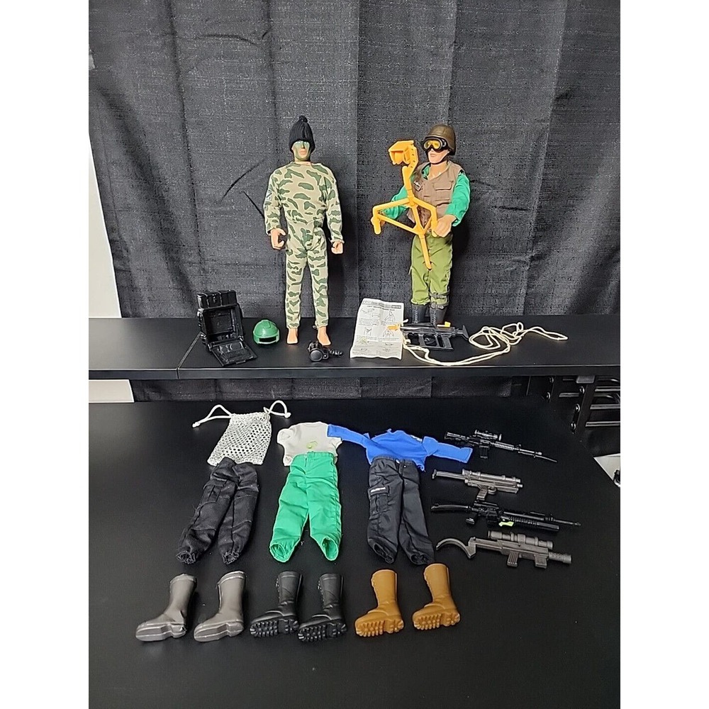 G.I. Joe Figure Lot With Light Infantry Mission Gear Accessories Hasbro 1992